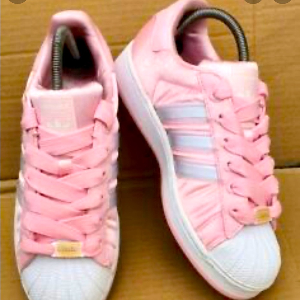 Adidas pink